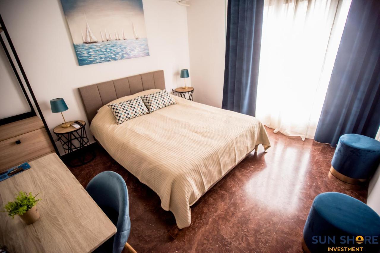 Explore Greece From Lovely City Centre Apartment Chalkida Bagian luar foto